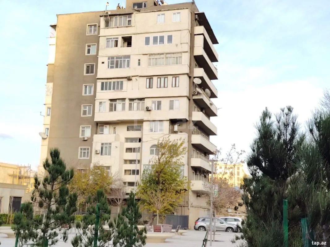 Satılır 2 otaqlı mənzil 80 m²
