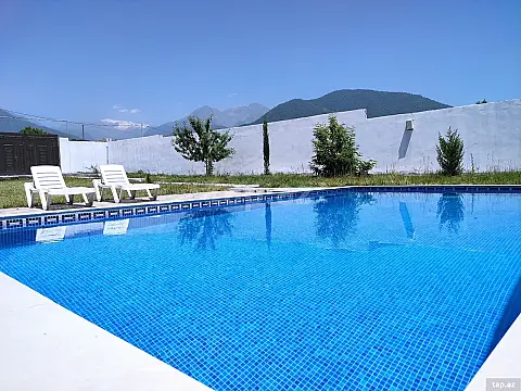 Kirayə verilir 5 otaqlı həyət evi