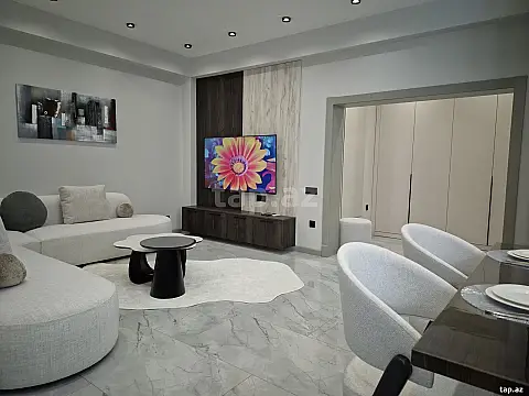 Kirayə verilir 3 otaqlı yeni tikili 91 m²