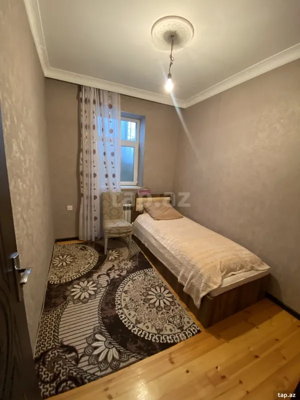 Satılır 3 otaqlı həyət evi