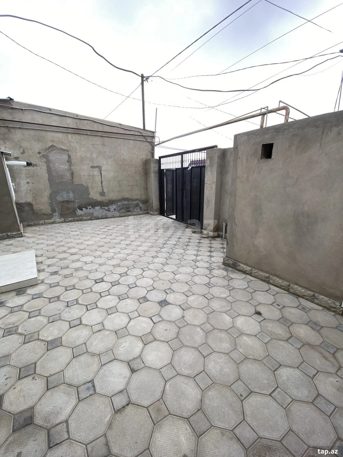 Satılır 3 otaqlı həyət evi