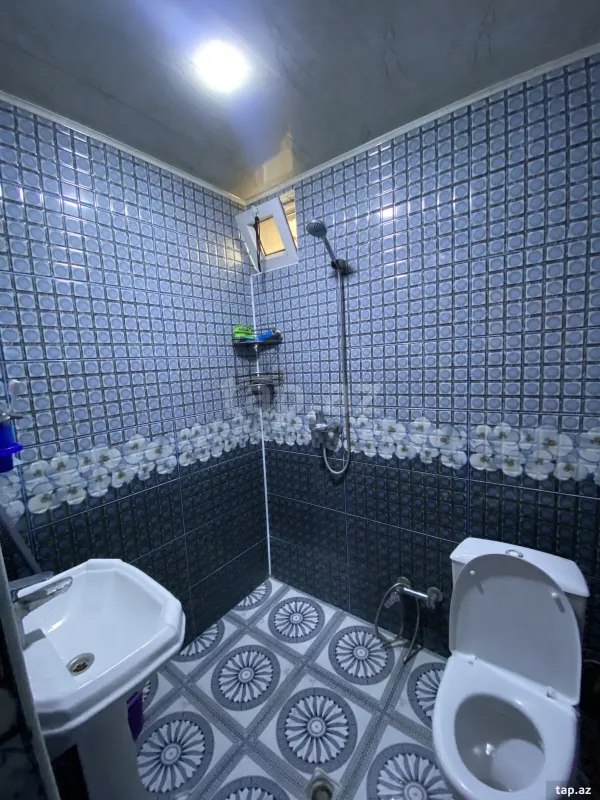 Satılır 3 otaqlı həyət evi