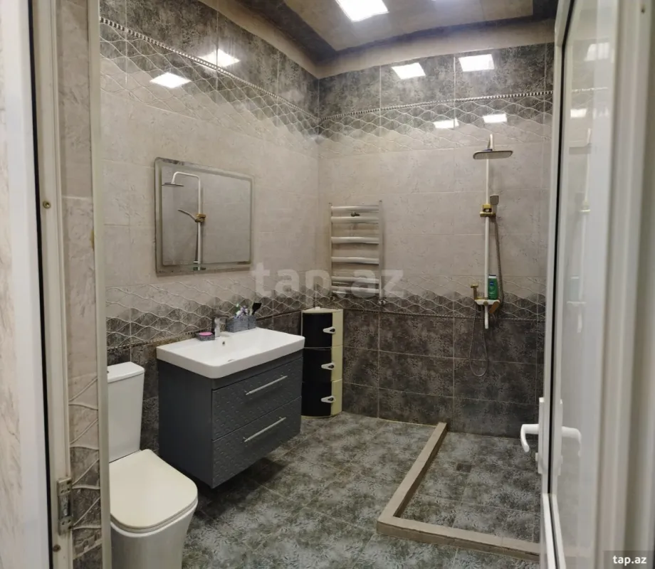 Satılır 3 otaqlı yeni tikili 66 m²