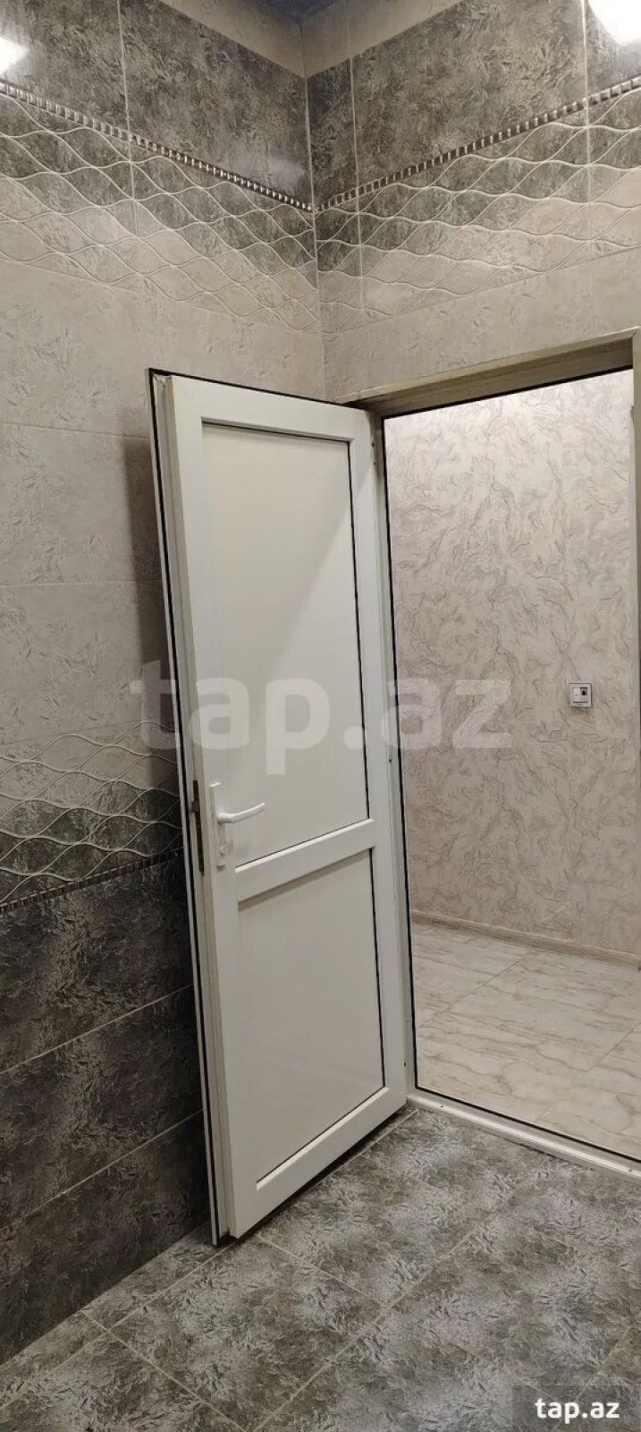 Satılır 3 otaqlı yeni tikili 66 m²