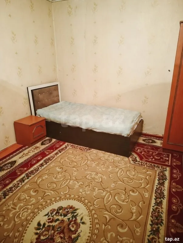 Kirayə verilir 3 otaqlı həyət evi