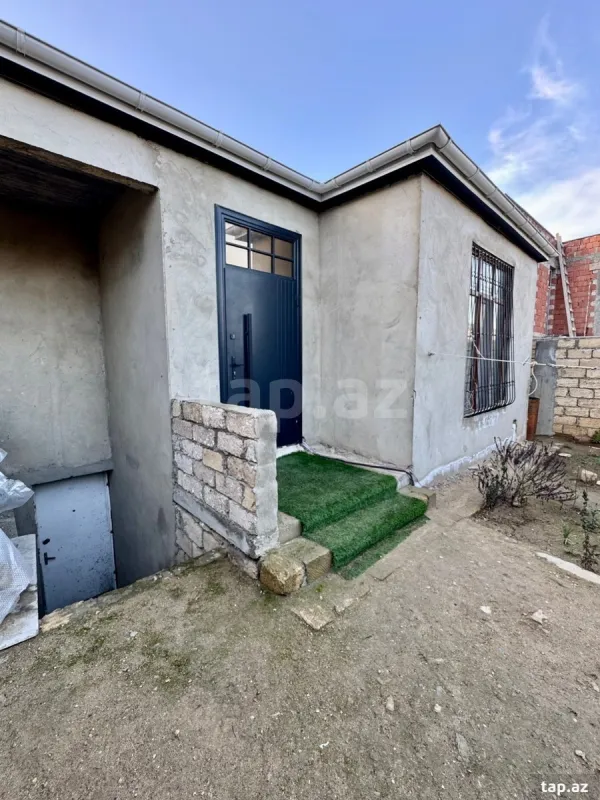 Satılır 5 otaqlı həyət evi