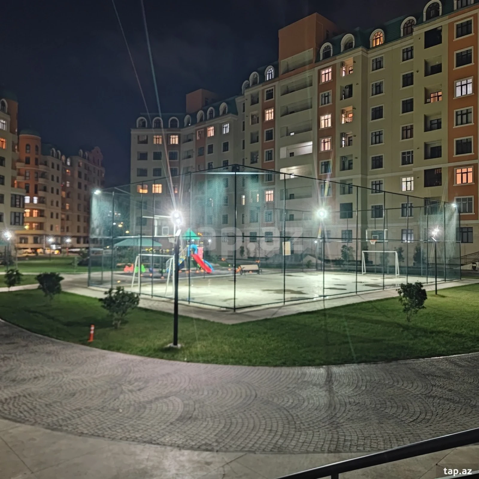 Satılır 2 otaqlı yeni tikili 60 m²