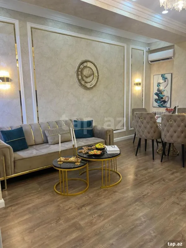 Kirayə verilir 3 otaqlı yeni tikili 130 m²