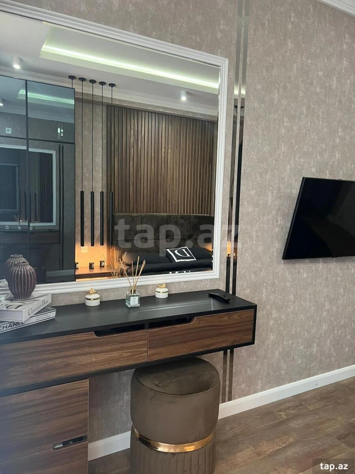 Kirayə verilir 3 otaqlı yeni tikili 130 m²