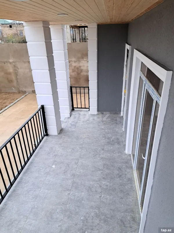 Satılır 4 otaqlı həyət evi