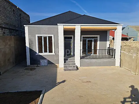 Satılır 4 otaqlı həyət evi