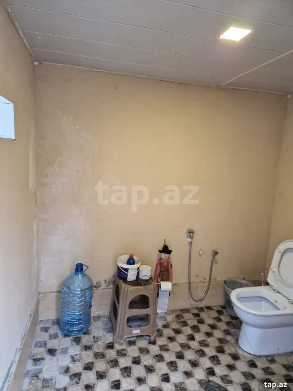 Satılır 5 otaqlı həyət evi