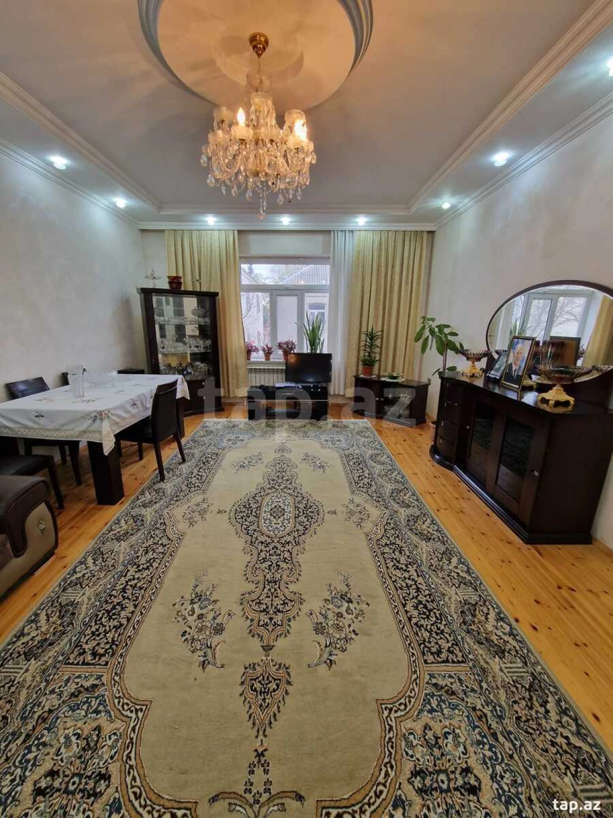Satılır 5 otaqlı həyət evi