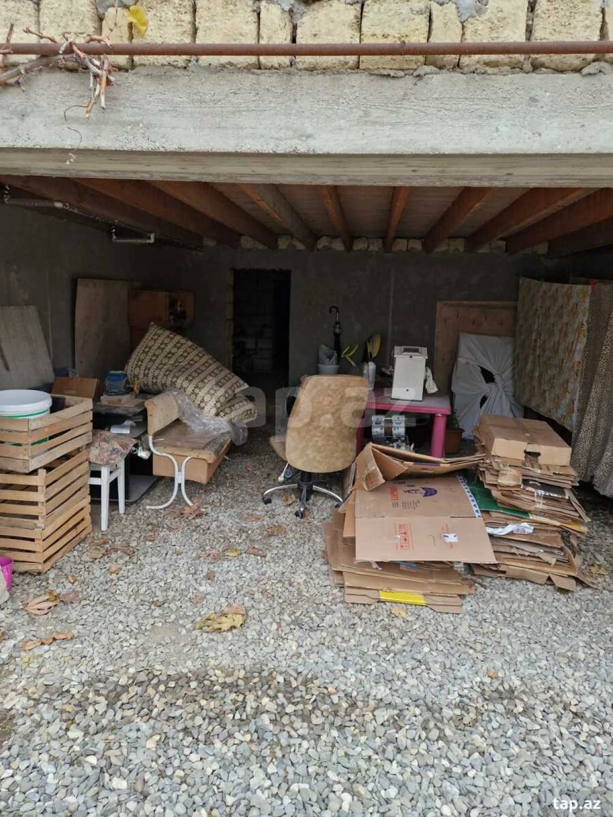 Satılır 5 otaqlı həyət evi