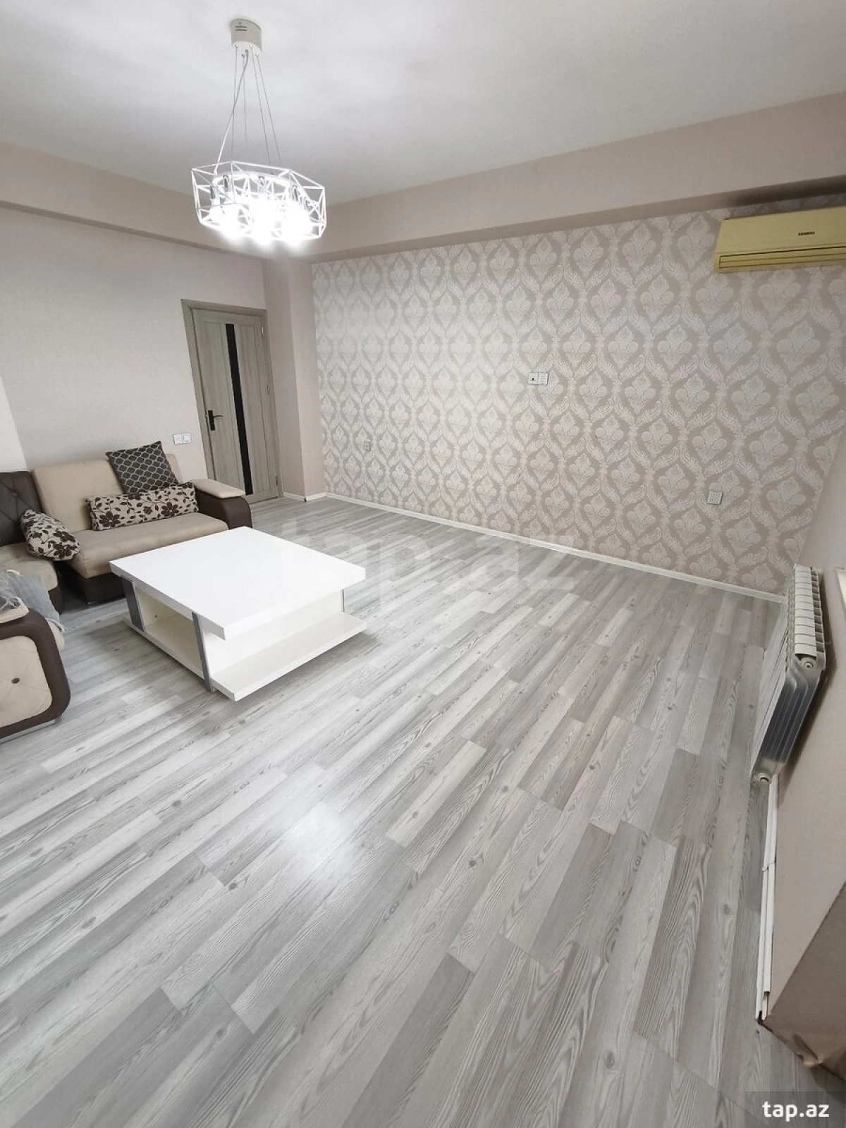 Kirayə verilir 2 otaqlı yeni tikili 80 m²