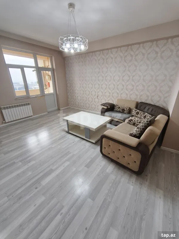 Kirayə verilir 2 otaqlı yeni tikili 80 m²