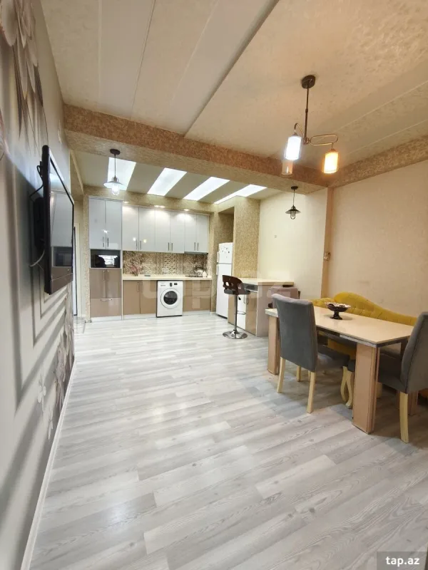 Kirayə verilir 2 otaqlı yeni tikili 80 m²