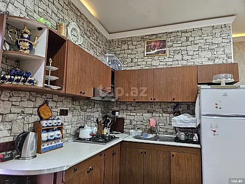 Satılır 3 otaqlı həyət evi