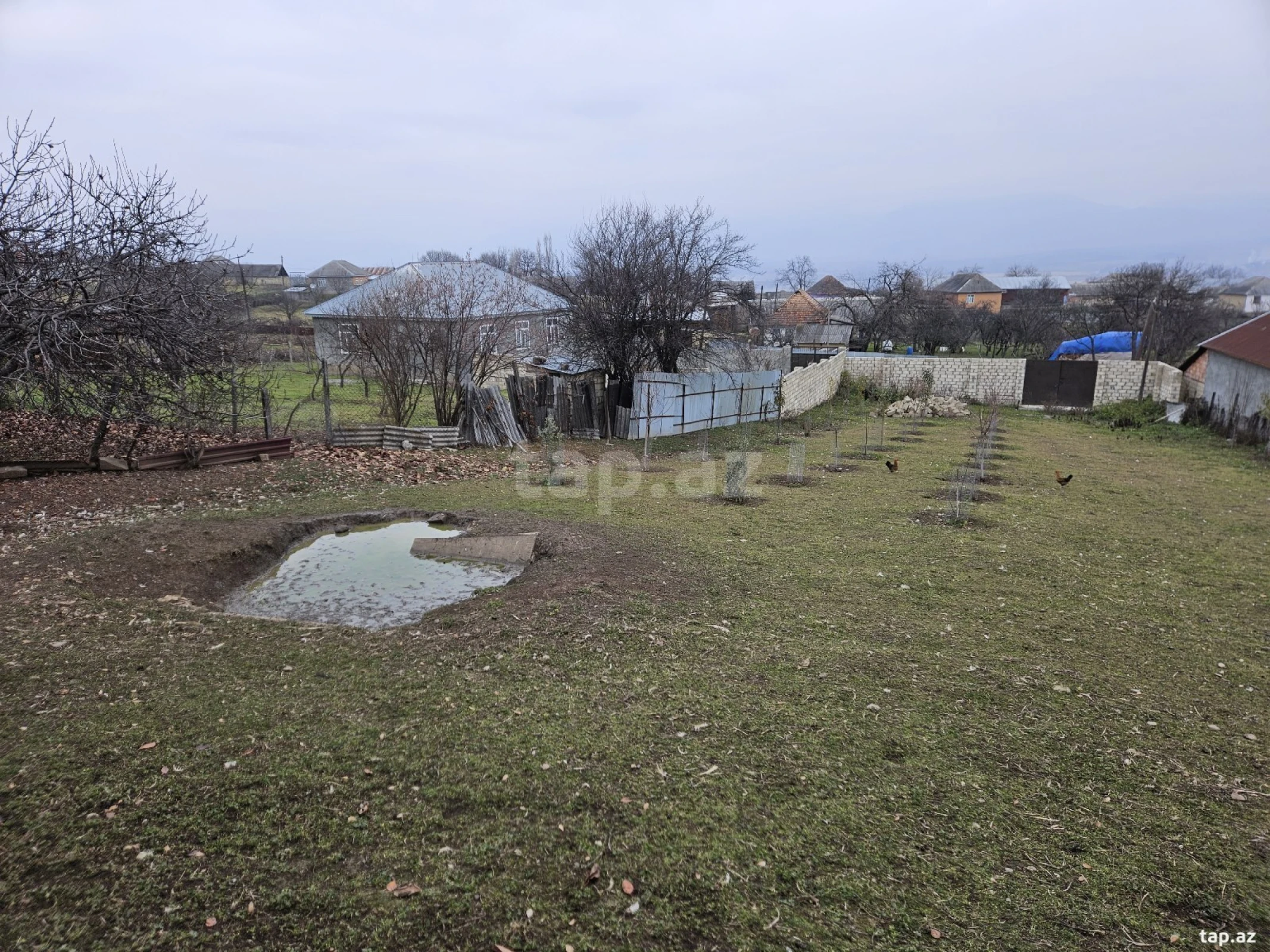 Satılır 3 otaqlı həyət evi