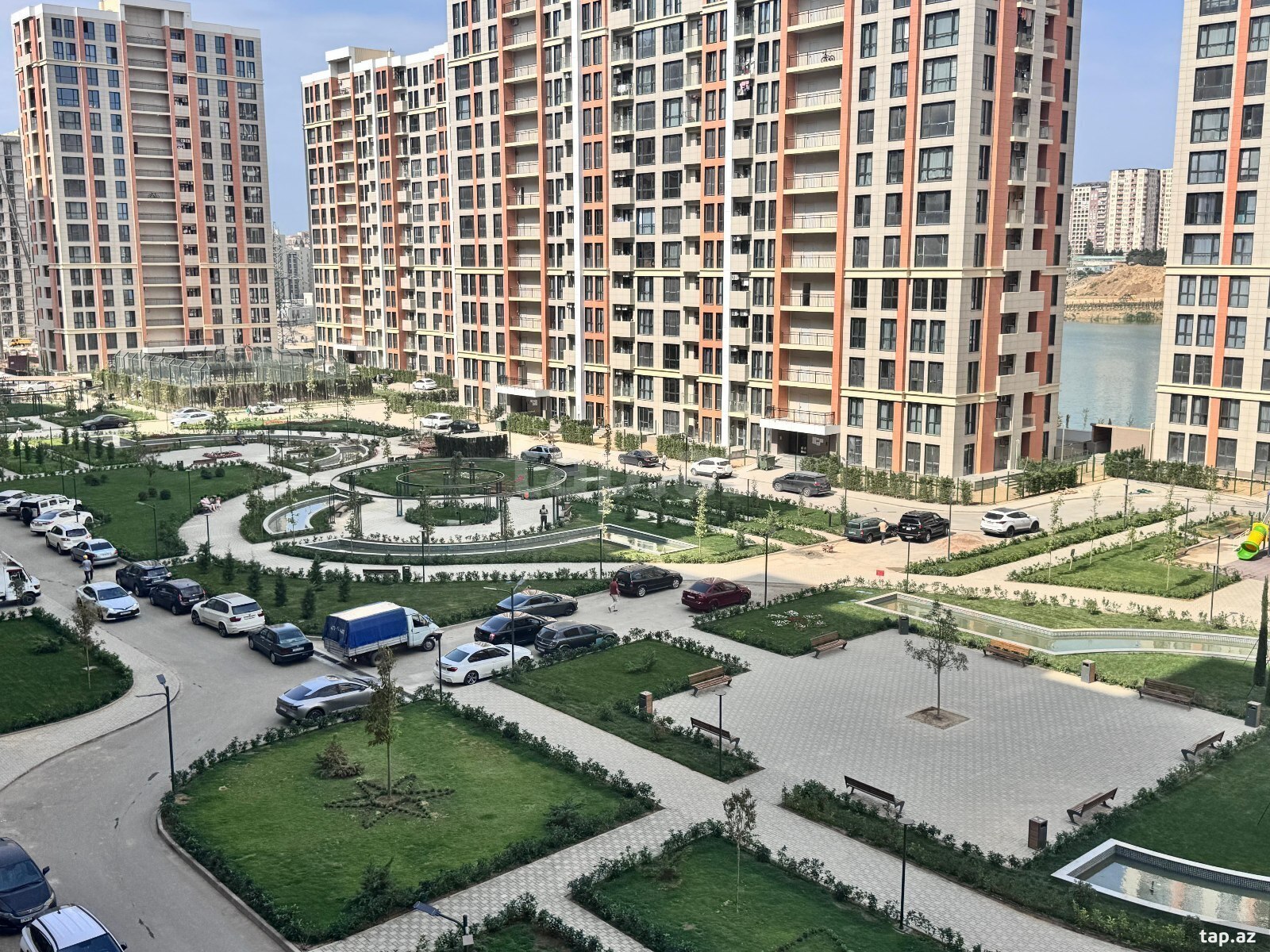 Kirayə verilir 2 otaqlı yeni tikili 40 m²