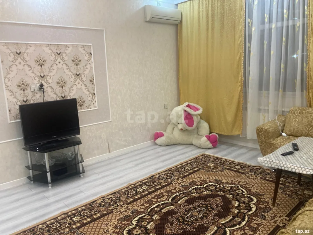 Kirayə verilir 3 otaqlı yeni tikili 65 m²