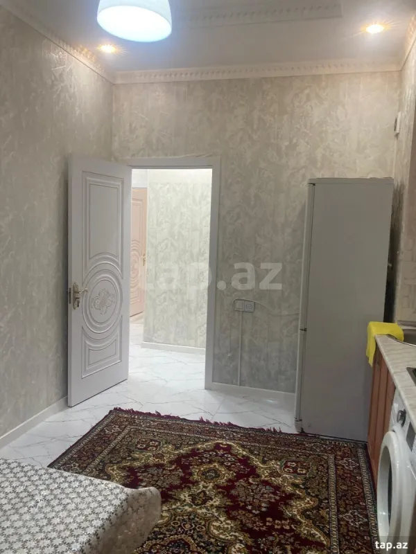 Kirayə verilir 3 otaqlı yeni tikili 65 m²