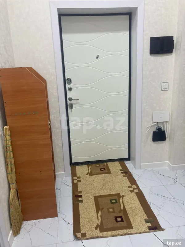 Kirayə verilir 3 otaqlı yeni tikili 65 m²