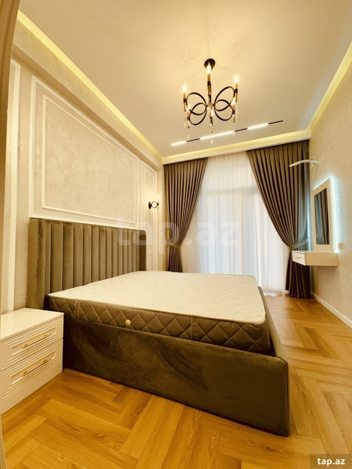 Satılır 2 otaqlı yeni tikili 60 m²