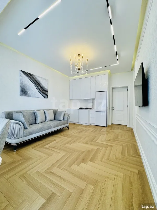 Satılır 2 otaqlı yeni tikili 60 m²