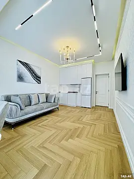 Satılır 2 otaqlı yeni tikili 60 m²