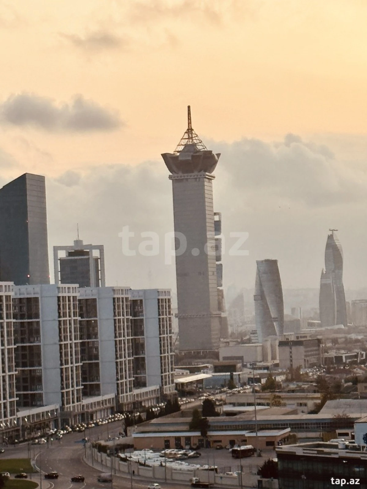 Satılır 2 otaqlı yeni tikili 60 m²