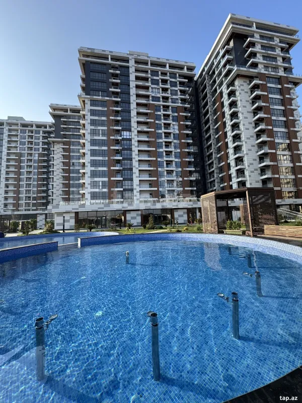 Satılır 2 otaqlı yeni tikili 60 m²