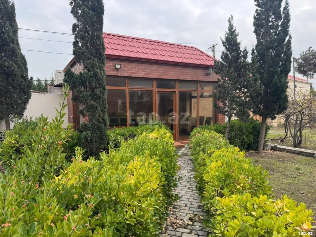 Satılır 7 otaqlı həyət evi 350 m²