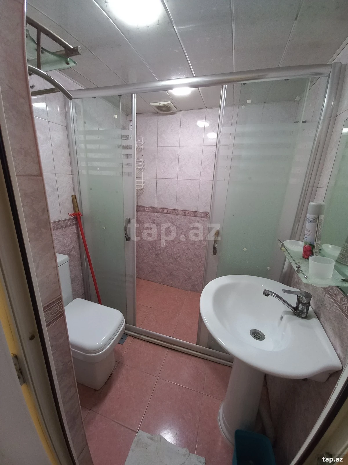 Kirayə verilir 1 otaqlı mənzil 40 m²