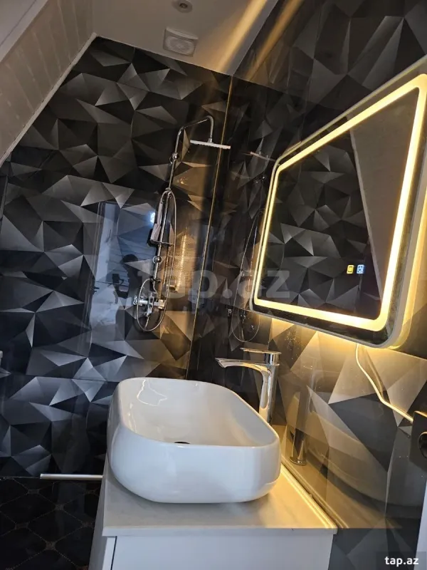 Kirayə verilir 4 otaqlı həyət evi