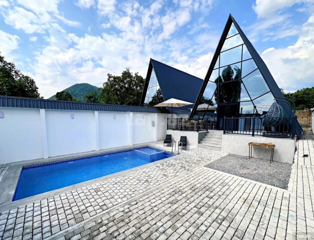 Kirayə verilir 4 otaqlı həyət evi