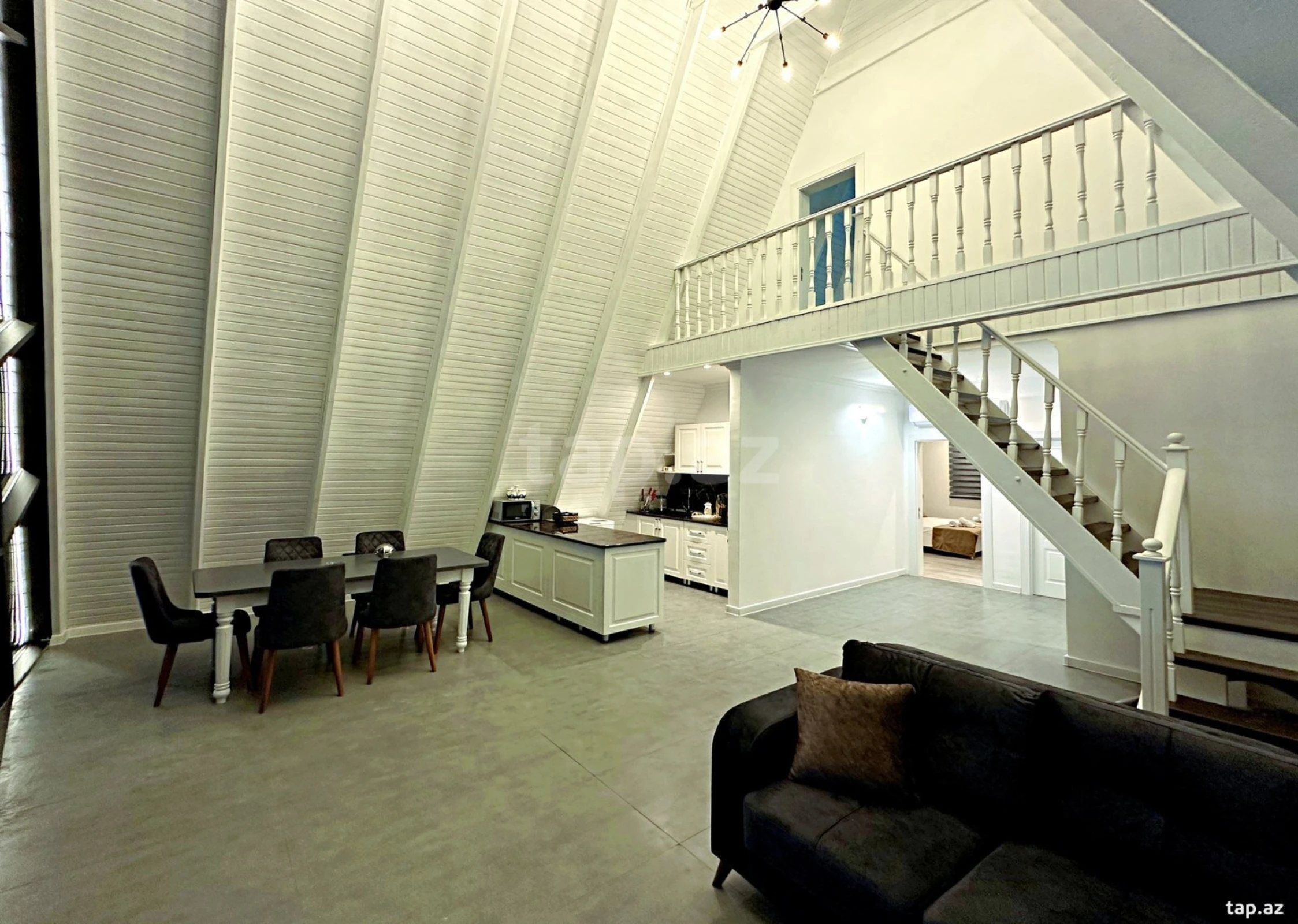 Kirayə verilir 4 otaqlı həyət evi