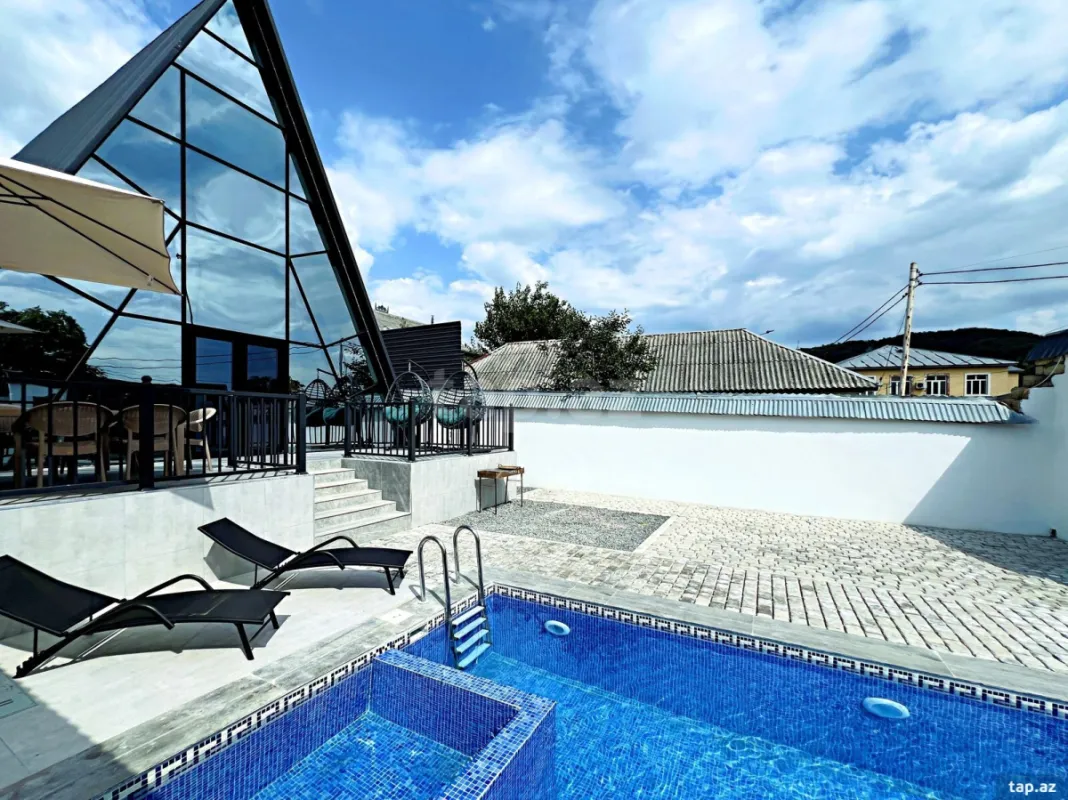 Kirayə verilir 4 otaqlı həyət evi