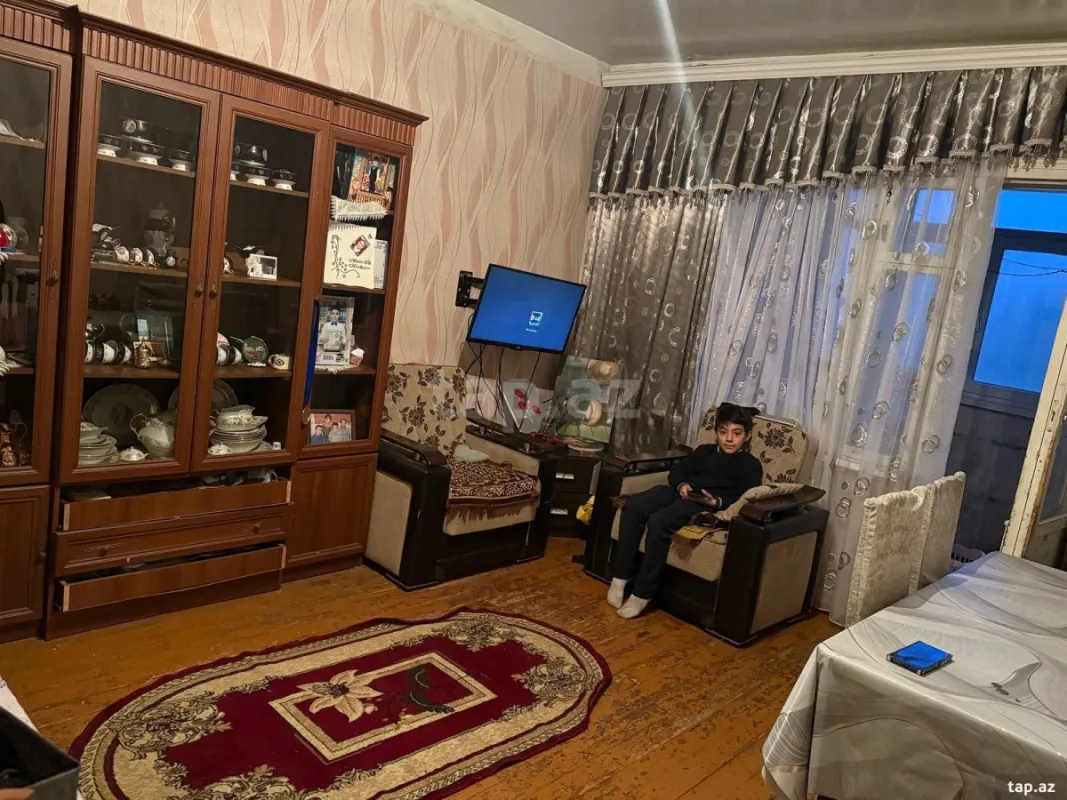 Satılır 2 otaqlı mənzil 58 m²