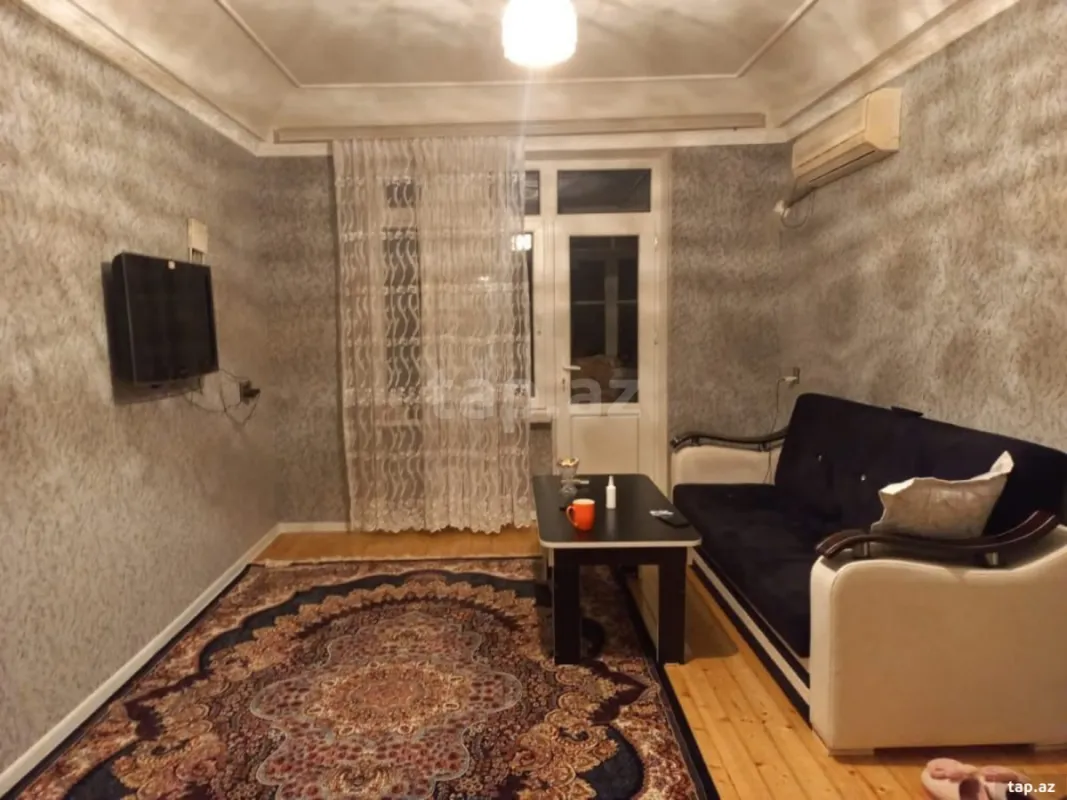Satılır 2 otaqlı mənzil 44 m²