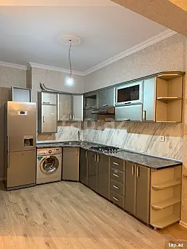 Kirayə verilir 2 otaqlı yeni tikili 65 m²
