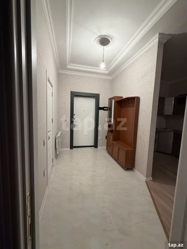 Kirayə verilir 2 otaqlı yeni tikili 65 m²