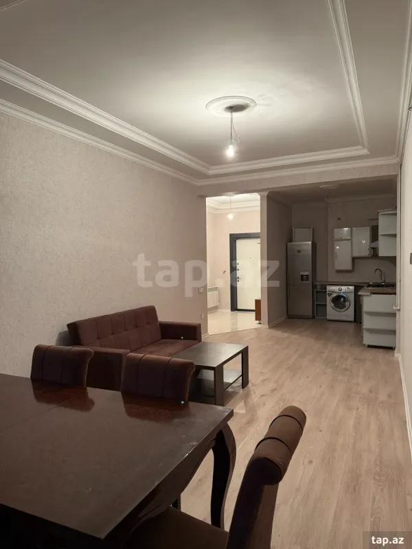 Kirayə verilir 2 otaqlı yeni tikili 65 m²