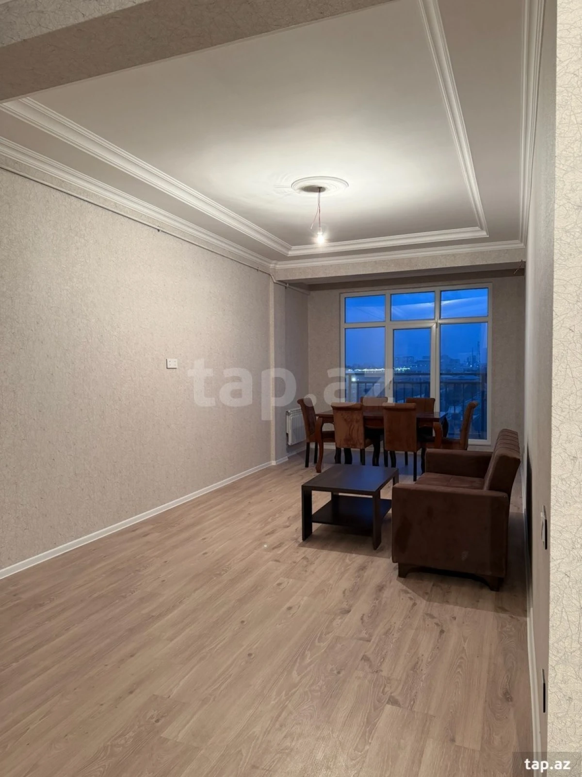 Kirayə verilir 2 otaqlı yeni tikili 65 m²