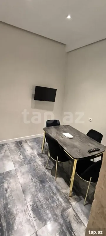 Kirayə verilir 3 otaqlı yeni tikili 76.2 m²