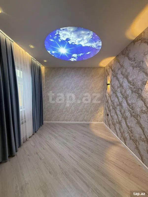 Satılır 6 otaqlı həyət evi