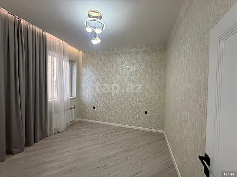 Satılır 6 otaqlı həyət evi
