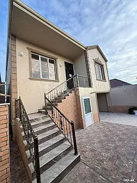 Satılır 6 otaqlı həyət evi
