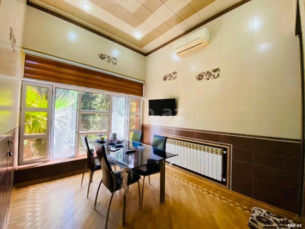 Satılır 5 otaqlı həyət evi