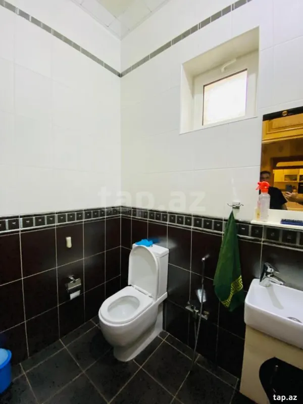 Satılır 5 otaqlı həyət evi